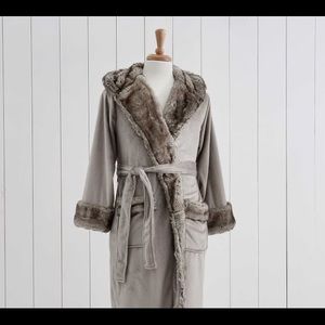 Pottery Barn Faux Fur Hooded Robe